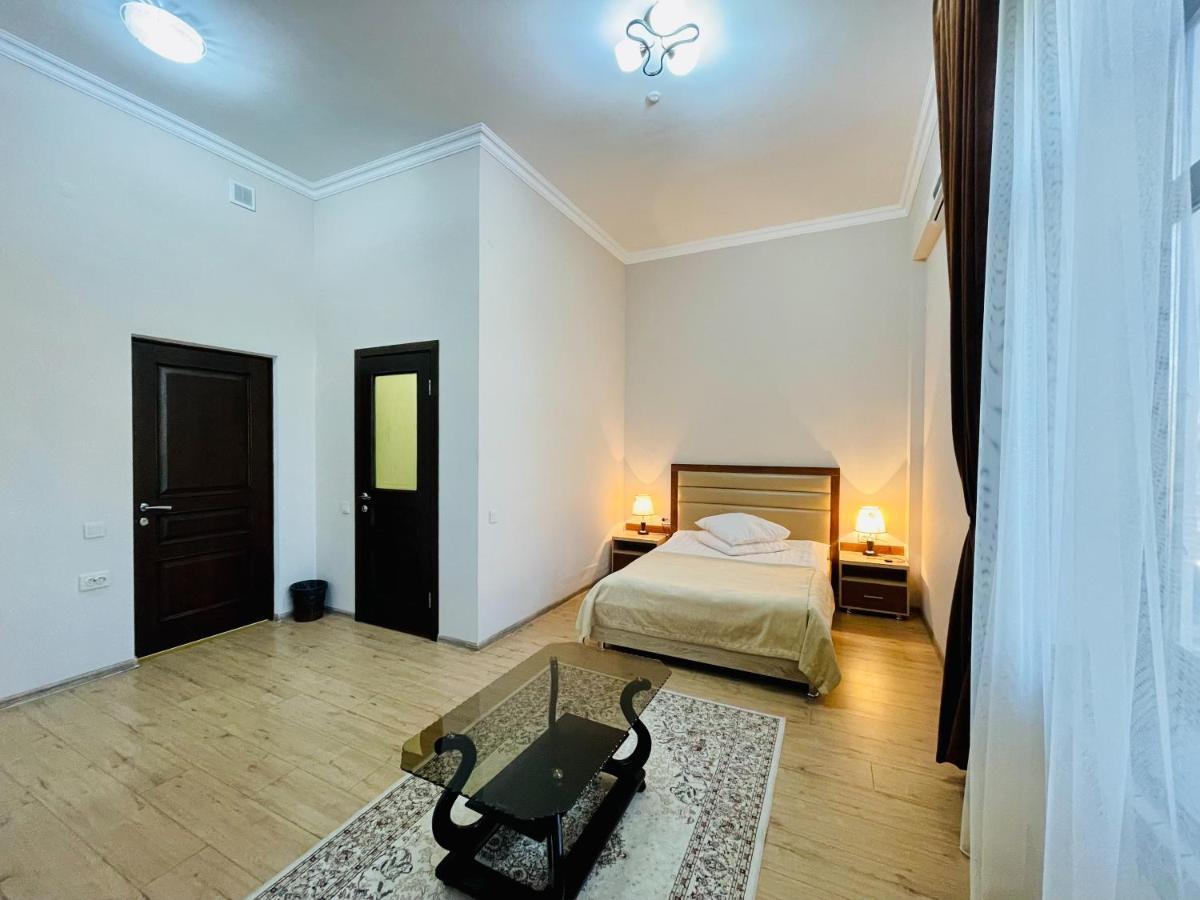 Достык Hotel คีซีลอร์ดา ภายนอก รูปภาพ